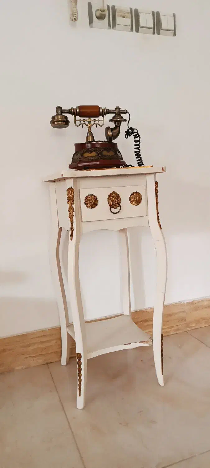 میز تلفن|میز تلفن|آزادشهر, |دیوار