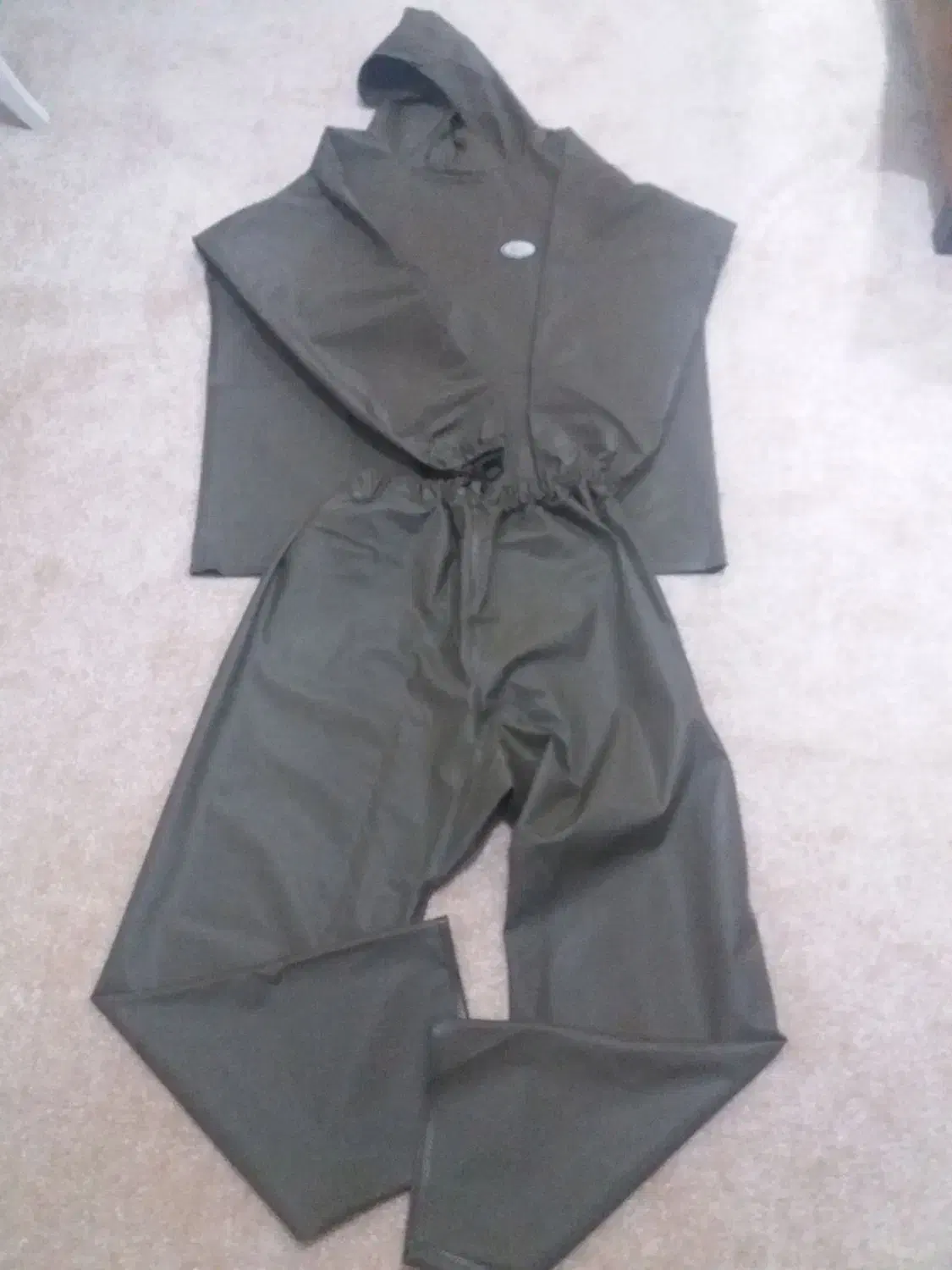 یک دست لباس مخصوص ماهیگیری کاملا ضدآب|ماهیگیری|رشت, حمیدیان|دیوار