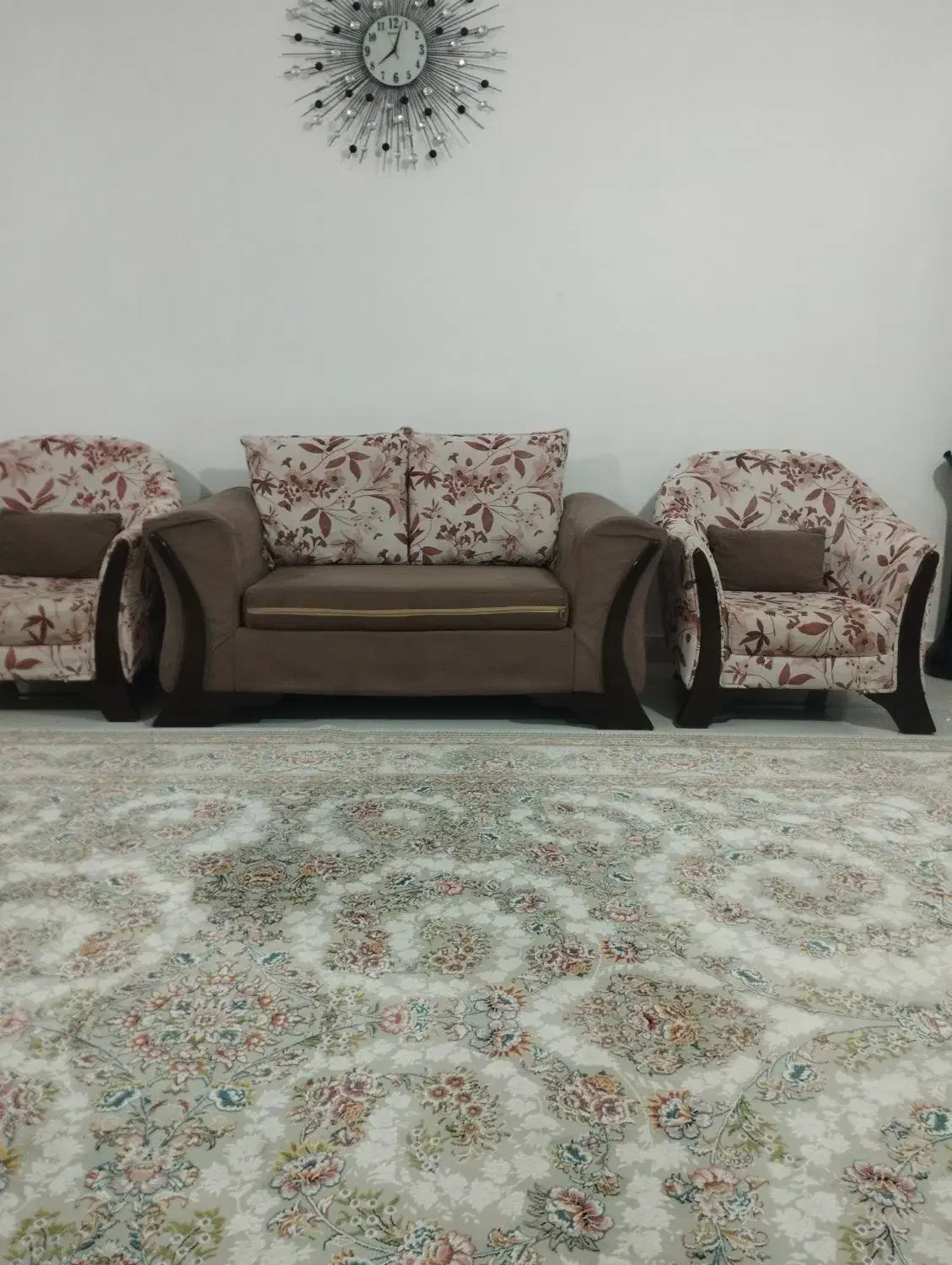 مبلمان تمیز وکم کار|مبلمان خانگی و میز عسلی|گرگان, |دیوار