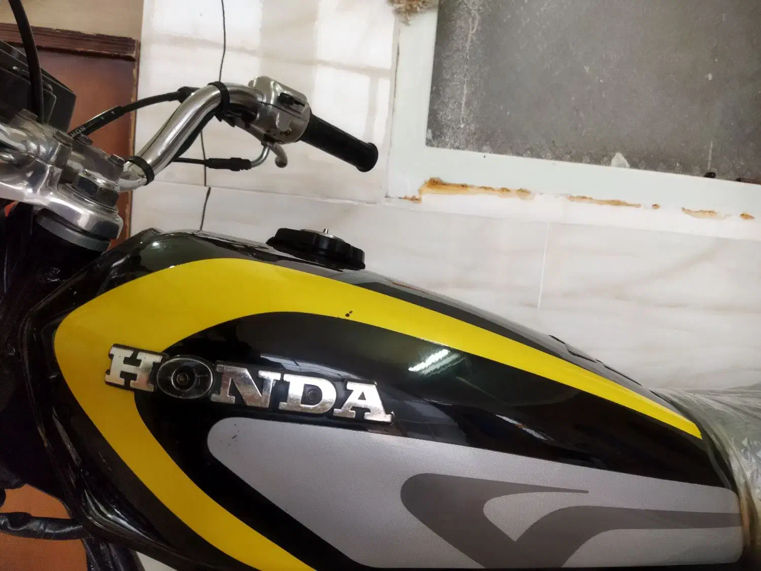 سی‌دی‌ای ژاپن 82 کاستوم|موتورسیکلت|اسلام‌شهر, شهرک واوان|دیوار