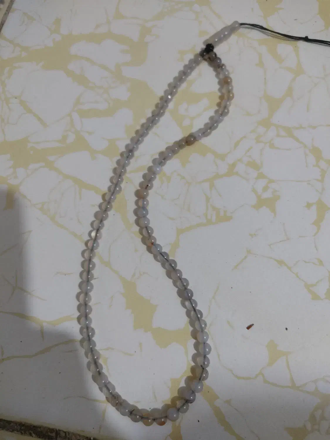 تسبی عقیق|کلکسیون اشیاء عتیقه|رشت, گیل|دیوار