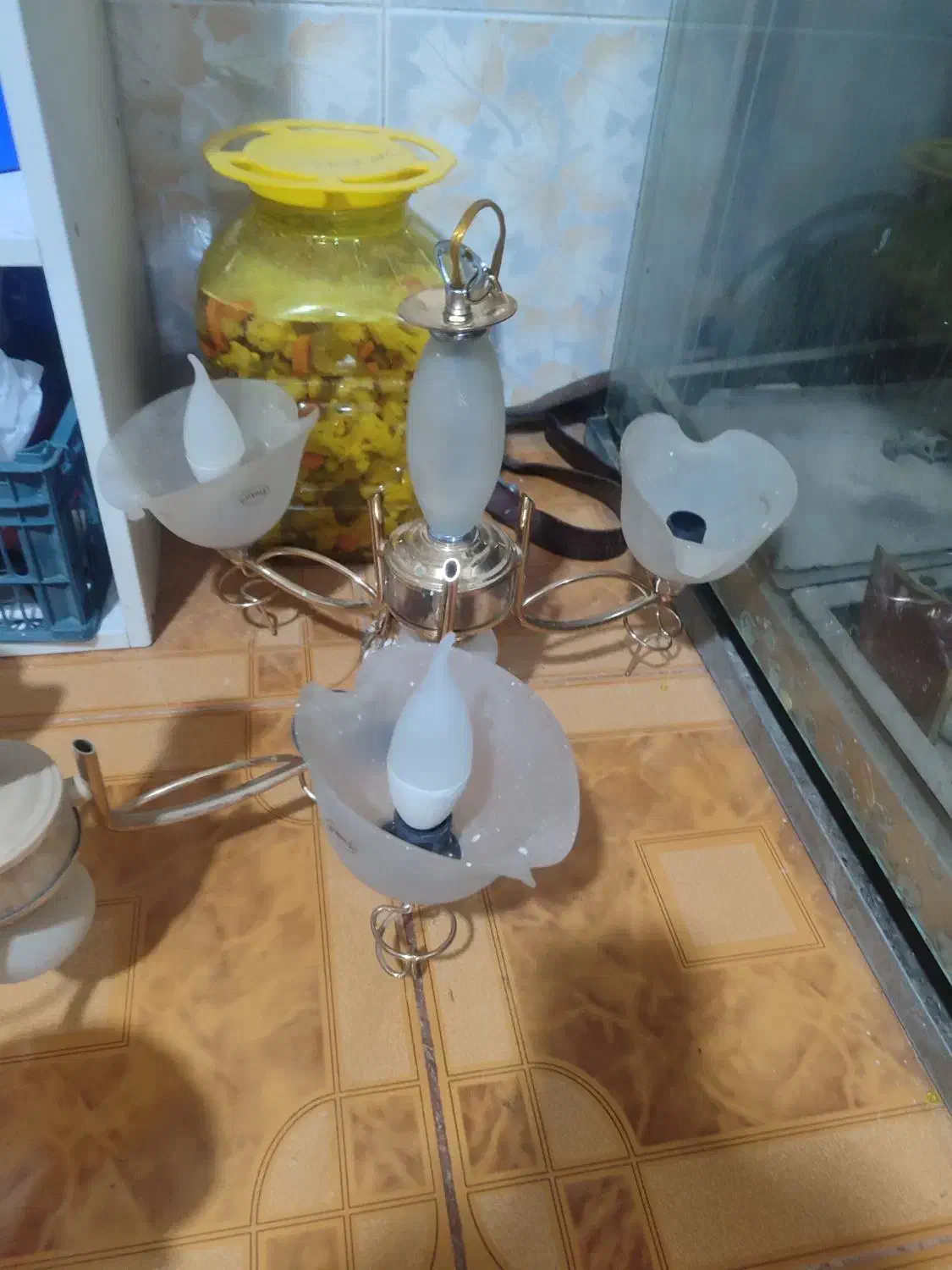 لوستر سه شاخه ۲ عدد|لوستر و چراغ آویز|شیراز, شهرک مهدی‌آباد|دیوار