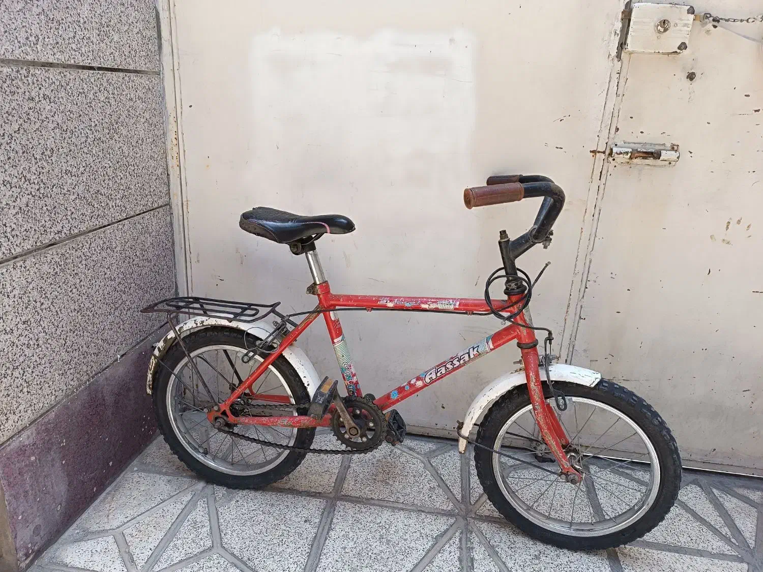 یک عدد دوچرخه کاملا خوش پا و سالم|اسباببازی|مشهد, شهید قربانی|دیوار