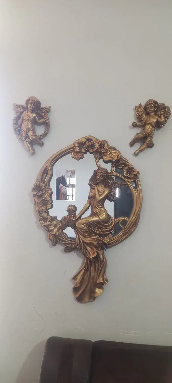 اینه|آینه|تربت‌حیدریه, دیزقند|دیوار