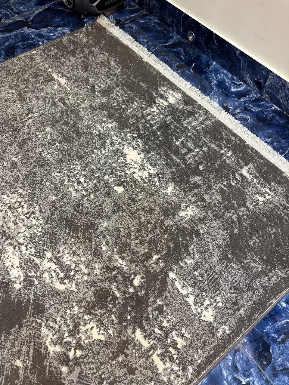 قالیچه اتاق خواب ۱.۵ در ۲.۲۵|فرش|پردیس, فاز ۴|دیوار