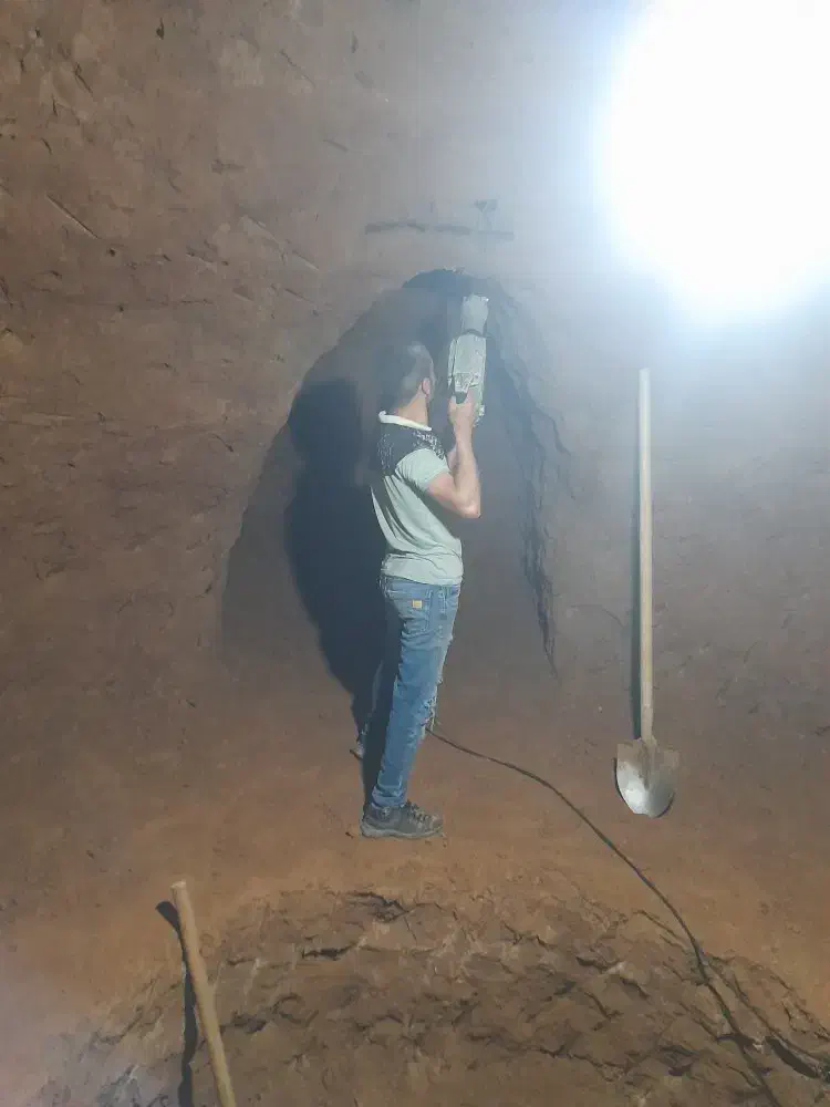 چاه کنی وتخریب|خدمات پیشه و مهارت|تایباد, |دیوار