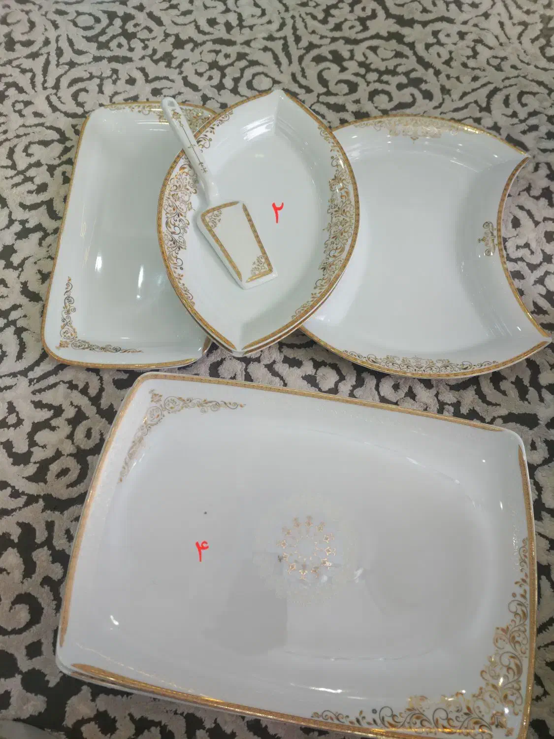 سرویس چینی ۱۸ نفره پردیس|ظروف سرو و پذیرایی|اسلامشهر, شهرک قائمیه|دیوار