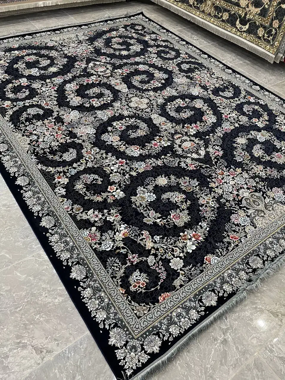 فرش‌های باکیفیت تمام نخ اکریلیک|فرش|کاشان, خزاق|دیوار