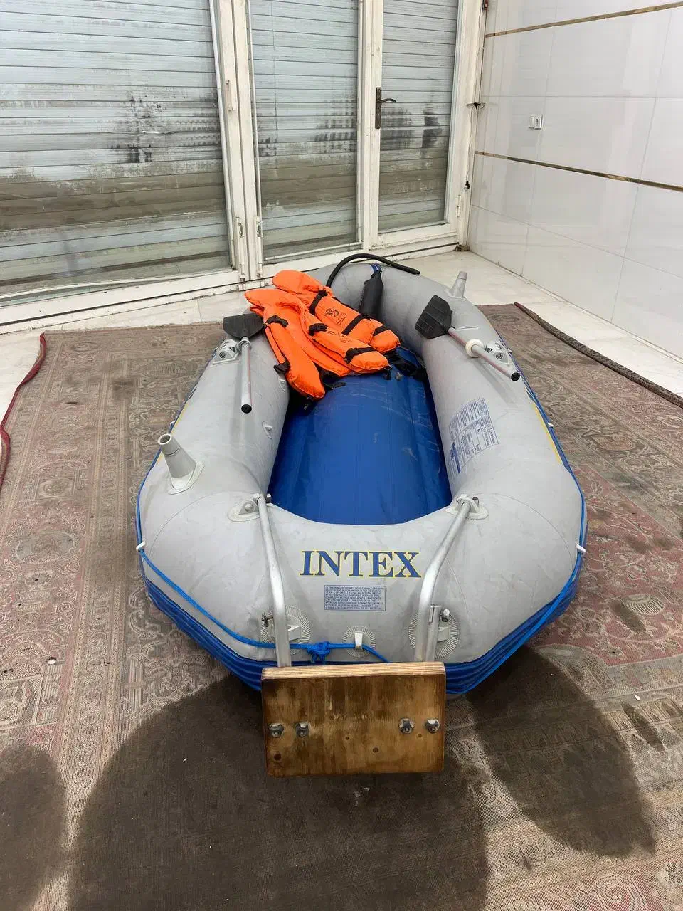 قایق بادی اینتکس از الیاف برزنت|قایق و سایر وسایل نقلیه|اشنویه, |دیوار