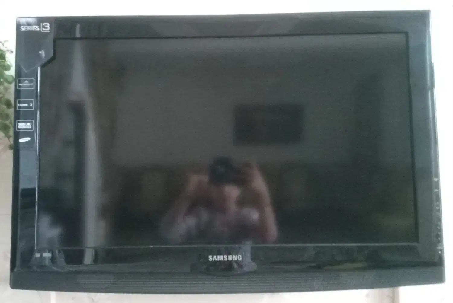 تلوزیون۳۲ با میز|تلویزیون و پروژکتور|مشهد, هفده شهریور|دیوار