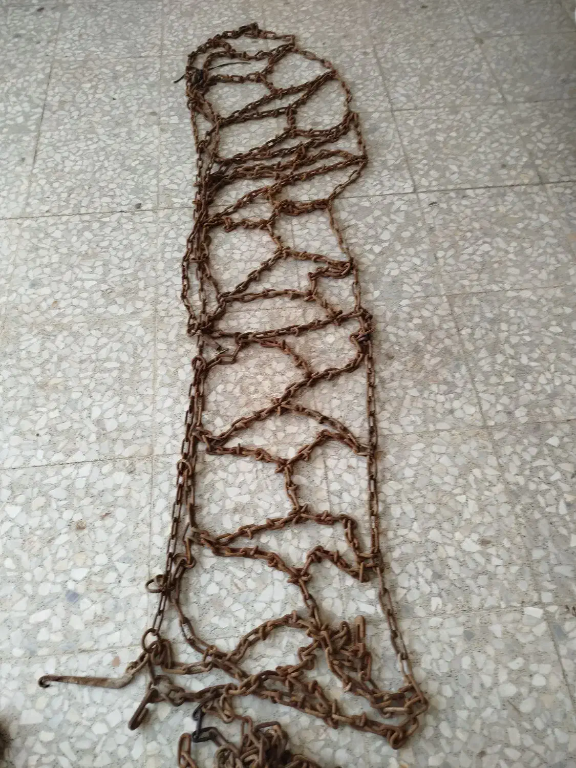 زنجیر چرخ|قطعات یدکی و لوازم جانبی|اصفهان, شیخ اشراق|دیوار