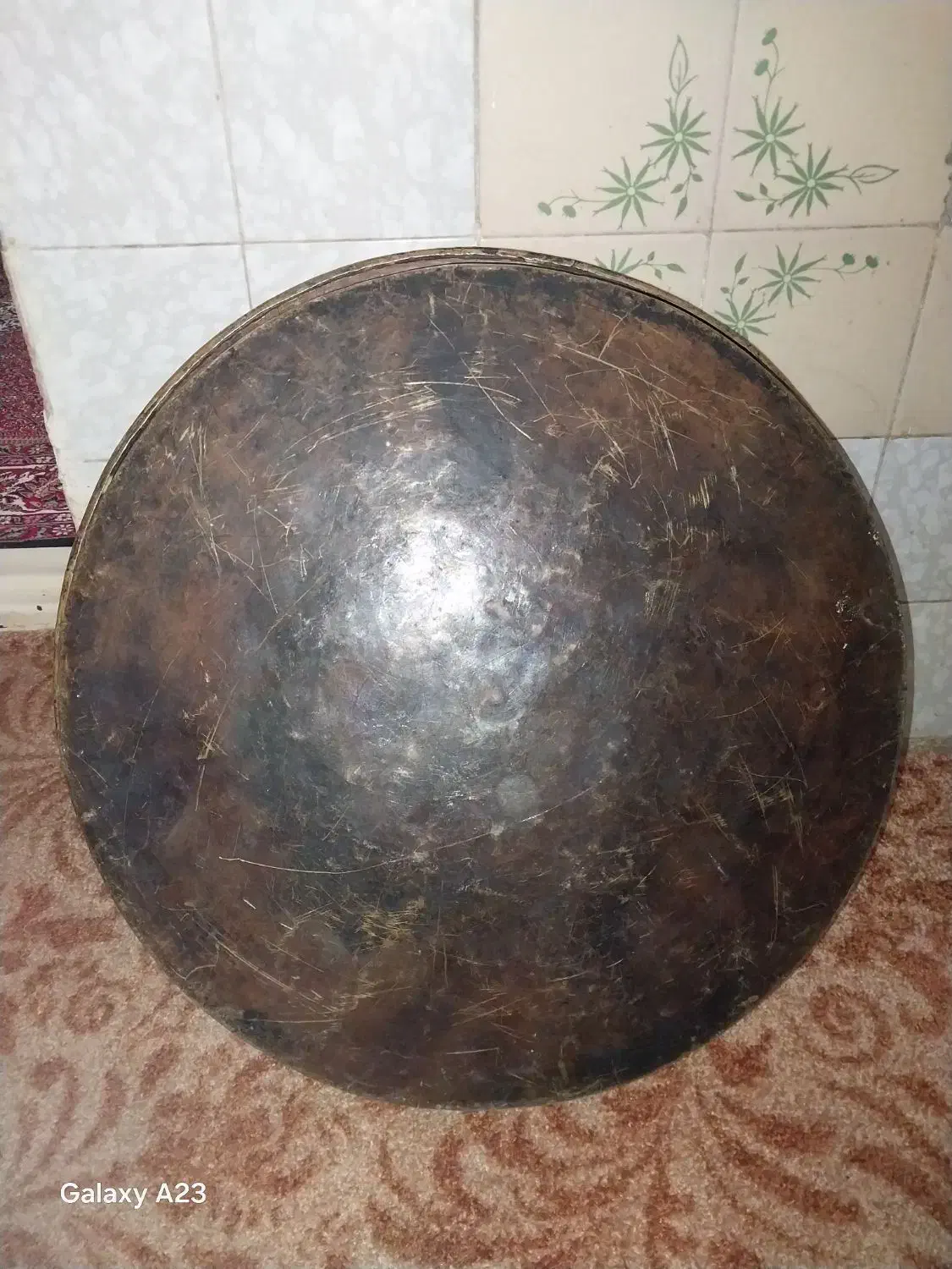 یک عدد تشت مسی اصل قدیمی برا پخت حلوا|ظروف پخت‌وپز|اردبیل, |دیوار