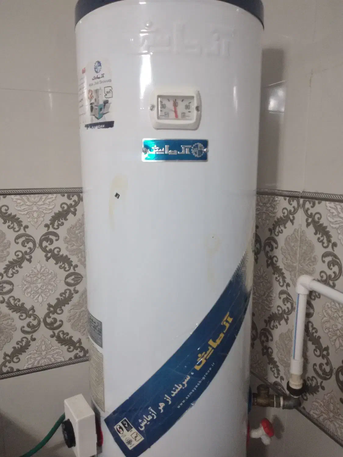 ابگرمکن آزمایش مخزنی ایستاده ورق سه لایه درحد نو|آبگرمکن، پکیج، شوفاژ|خانمیرزا, |دیوار