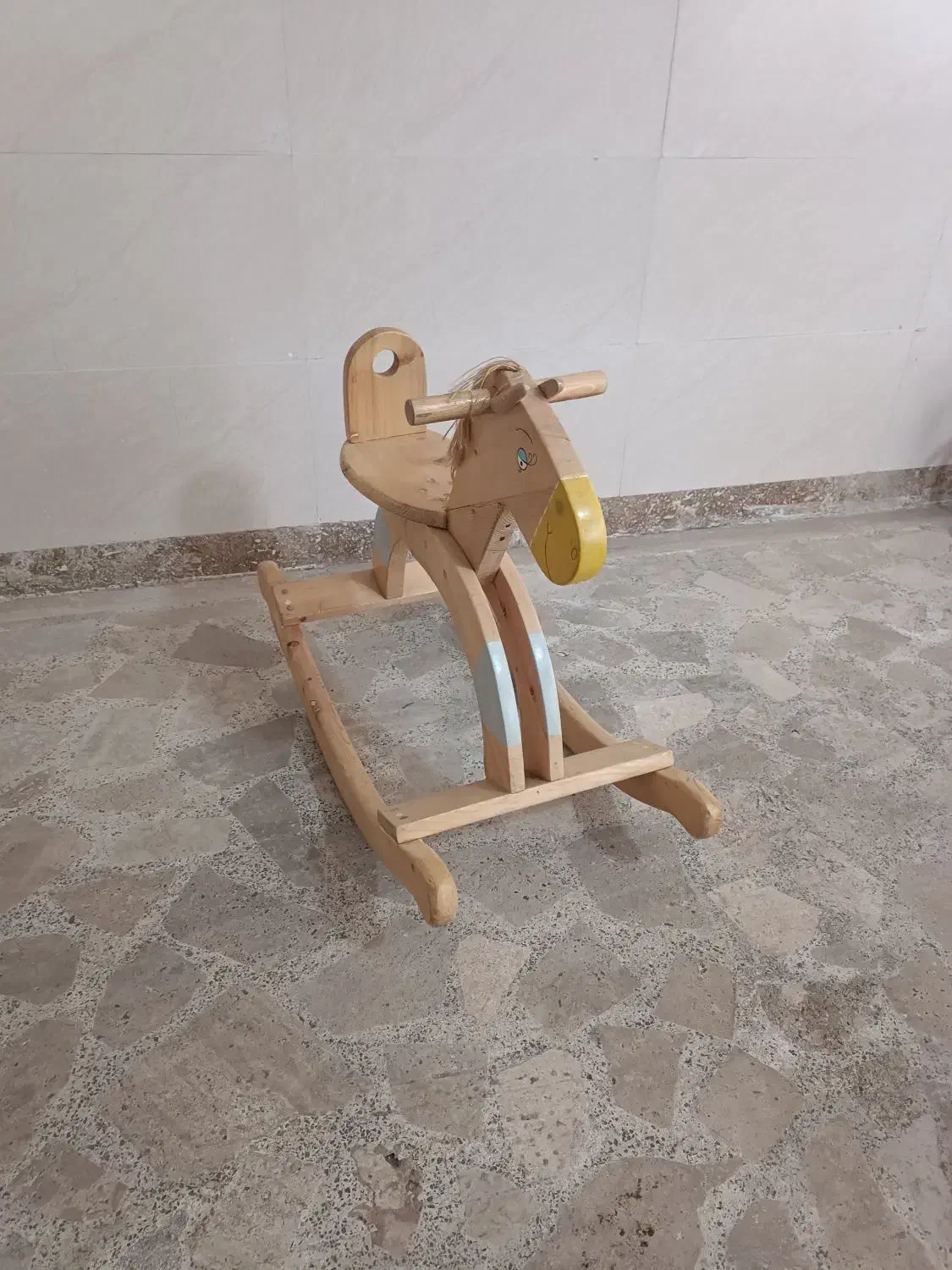 راکر چوبی|اسباب و اثاث بچه|رشت, پیرکلاچای|دیوار