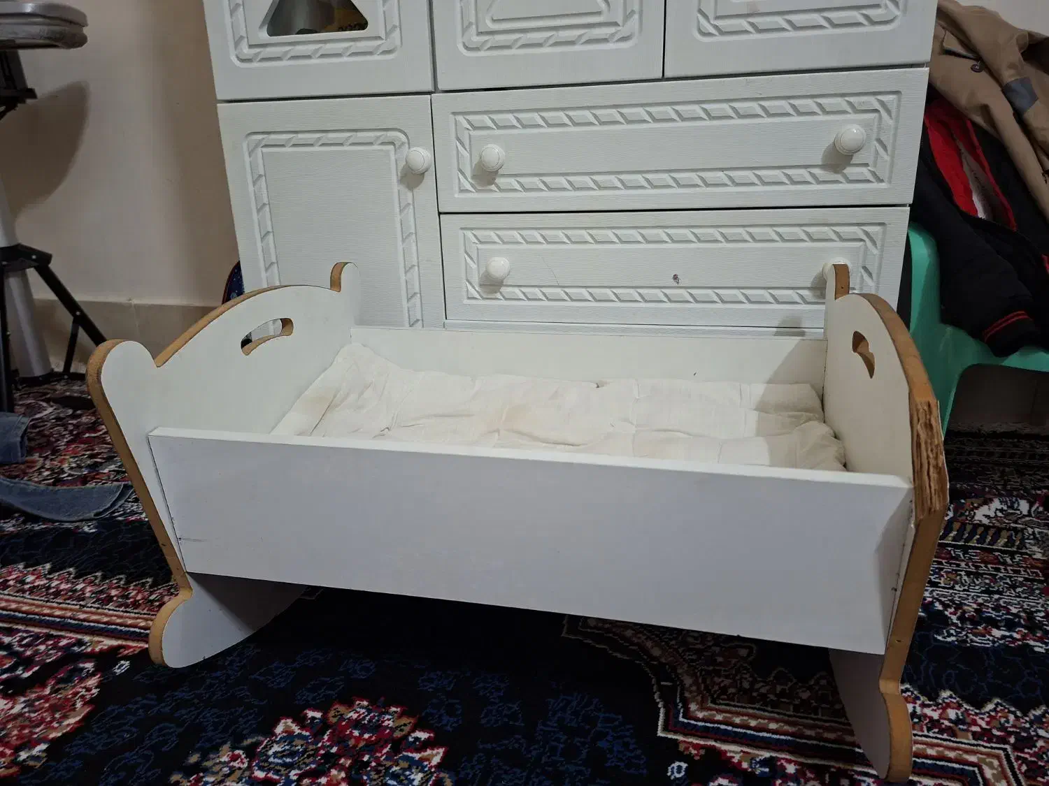 گهواره نوزاد|اسباب و اثاث بچه|شاندیز, |دیوار