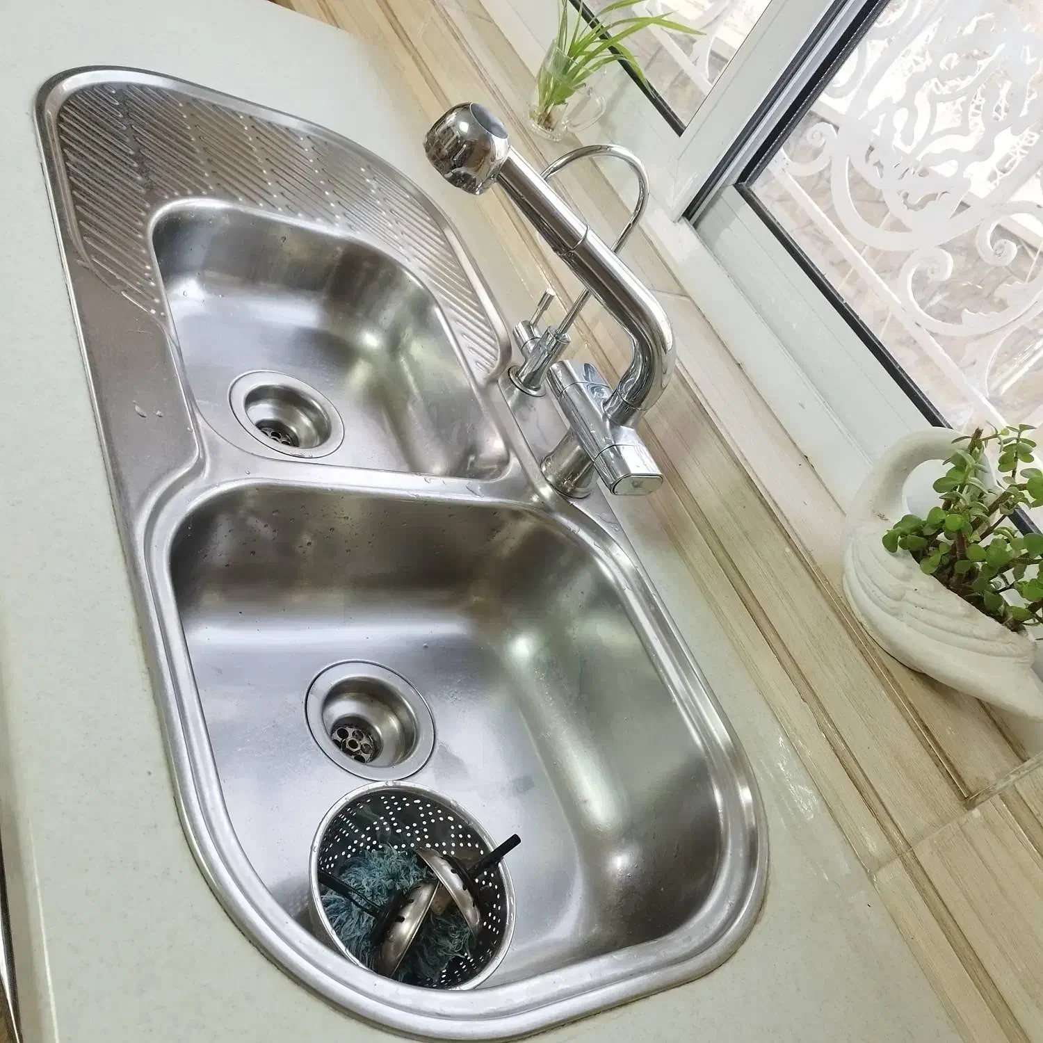 گاز شیشه‌ای رومیزی و سینک ایتالیایی در حد نو|اجاق گاز و لوازم برقی پخت‌وپز|سمنان, |دیوار