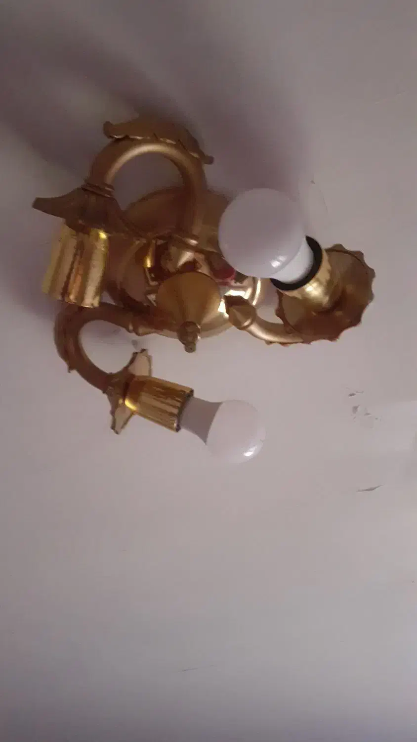 لوستر برنجی اتاق خواب|لوستر و چراغ آویز|سنندج, |دیوار