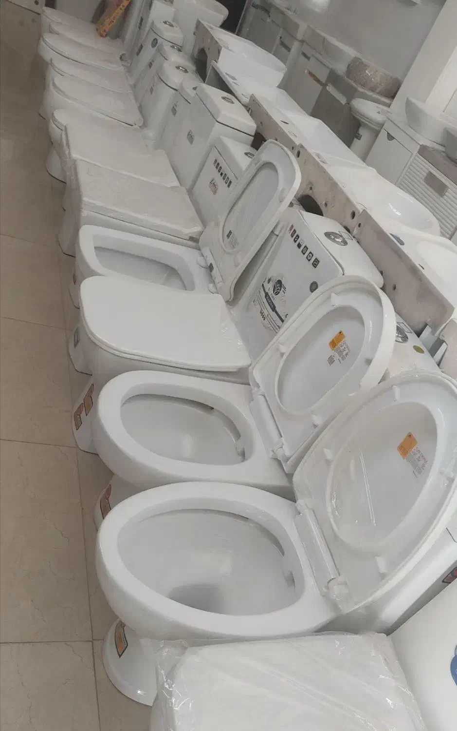 توالت فرنگی تاشو & مدل/پارمیس Parmic|لوازم سرویس بهداشتی|قم, نیروگاه|دیوار