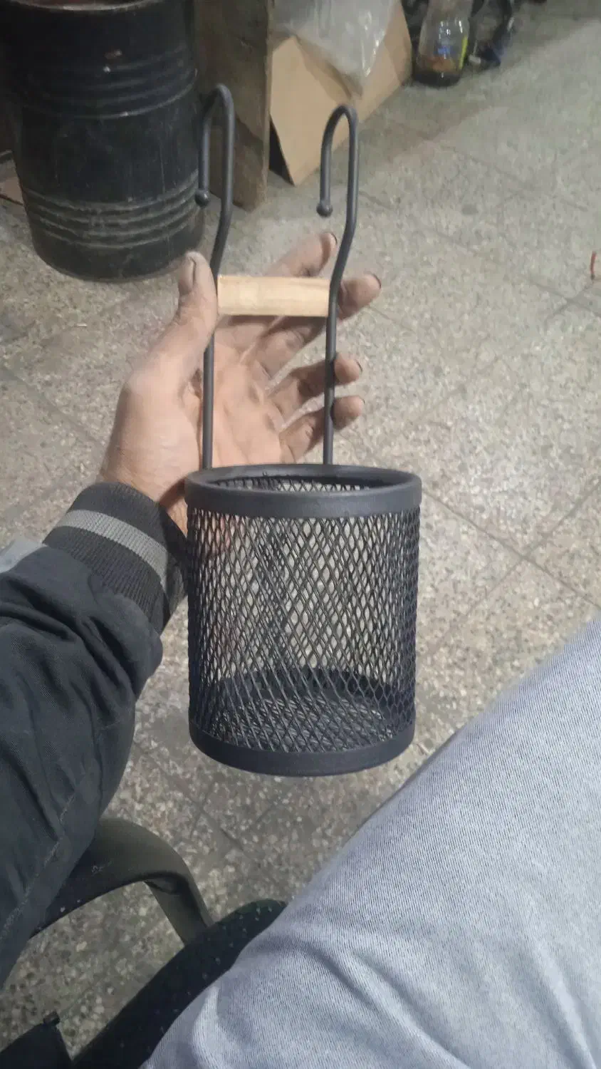 جا قاشقی عمده از درب کارگاه|آب‌چکان و نظم‌دهنده ظروف|پاکدشت, پاکدشت (مامازند)|دیوار