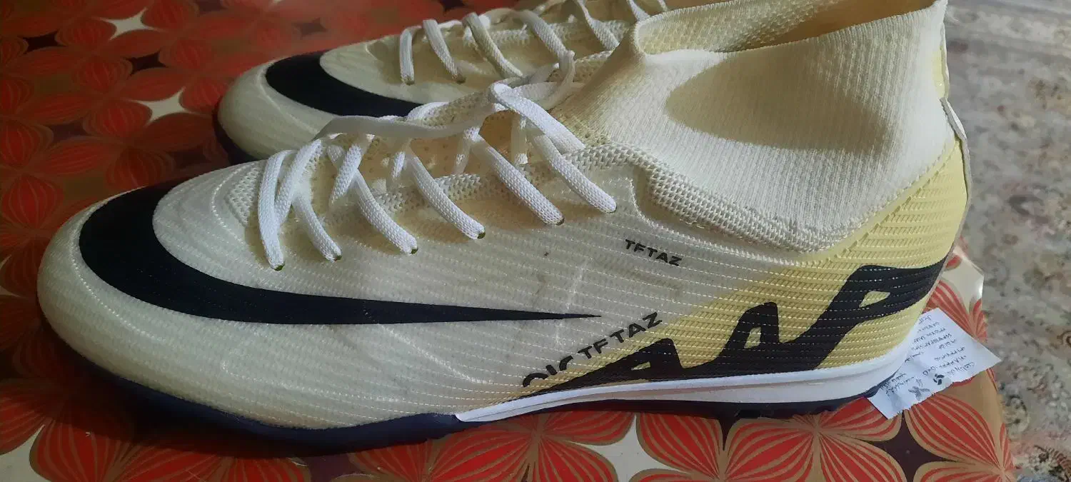 کفش ورزشی|کیف، کفش، کمربند|اصفهان, ارزنان|دیوار