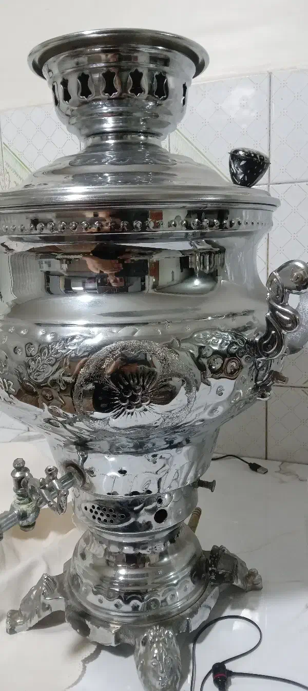 سماور ۸ لیتری در حد نو|سماور، چای‌ساز، قهوه‌ساز|تهران, شهرک رضویه|دیوار