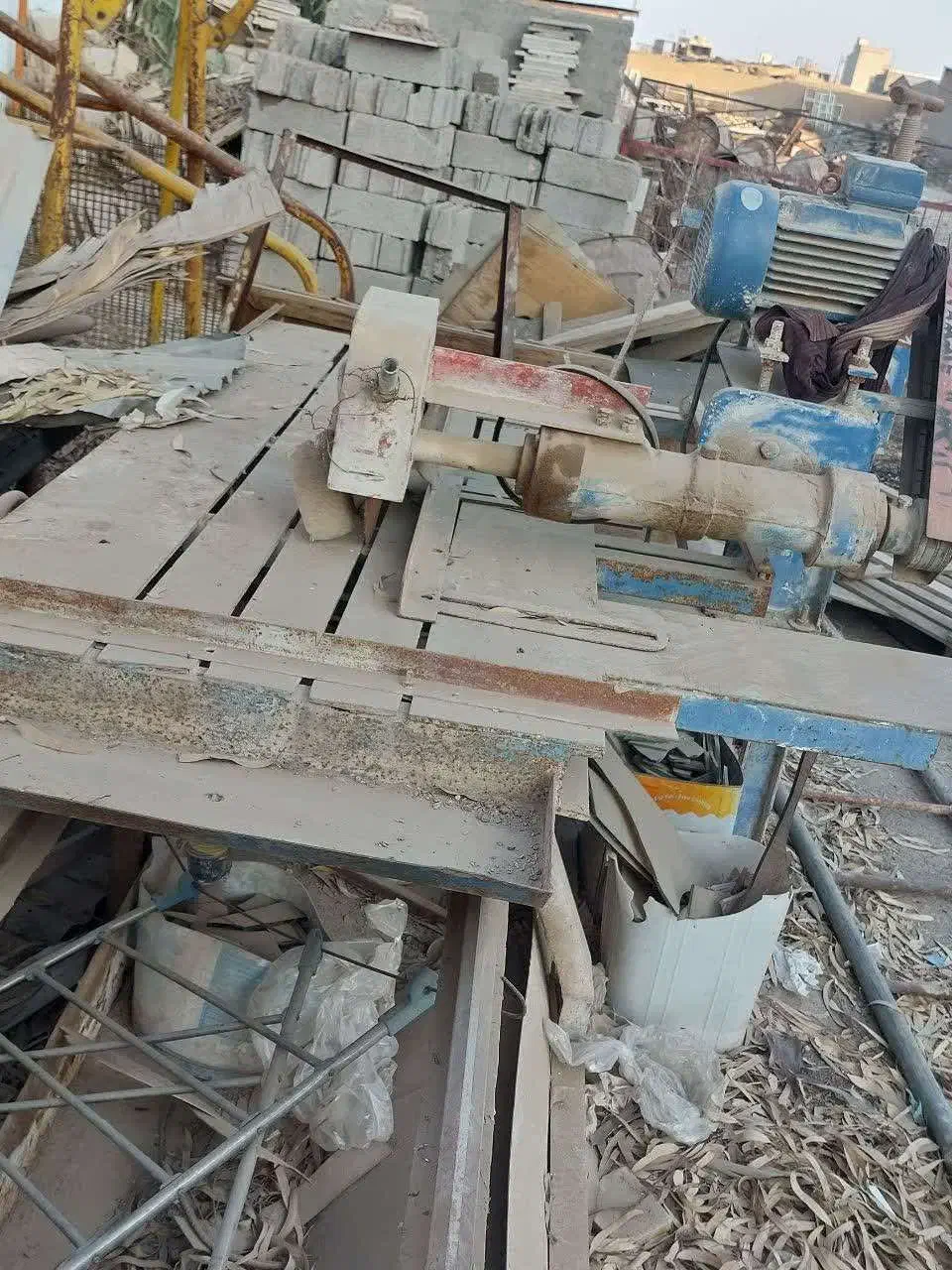 سنگ بر و سرامیک بر آبی|ماشین‌آلات صنعتی|قنوات, |دیوار