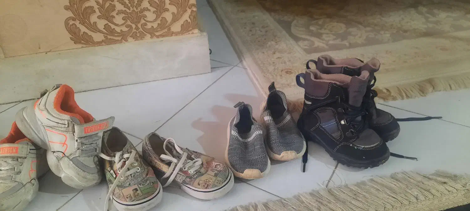 کفش های بچه گانه|کفش و لباس بچه|کرمانشاه, |دیوار