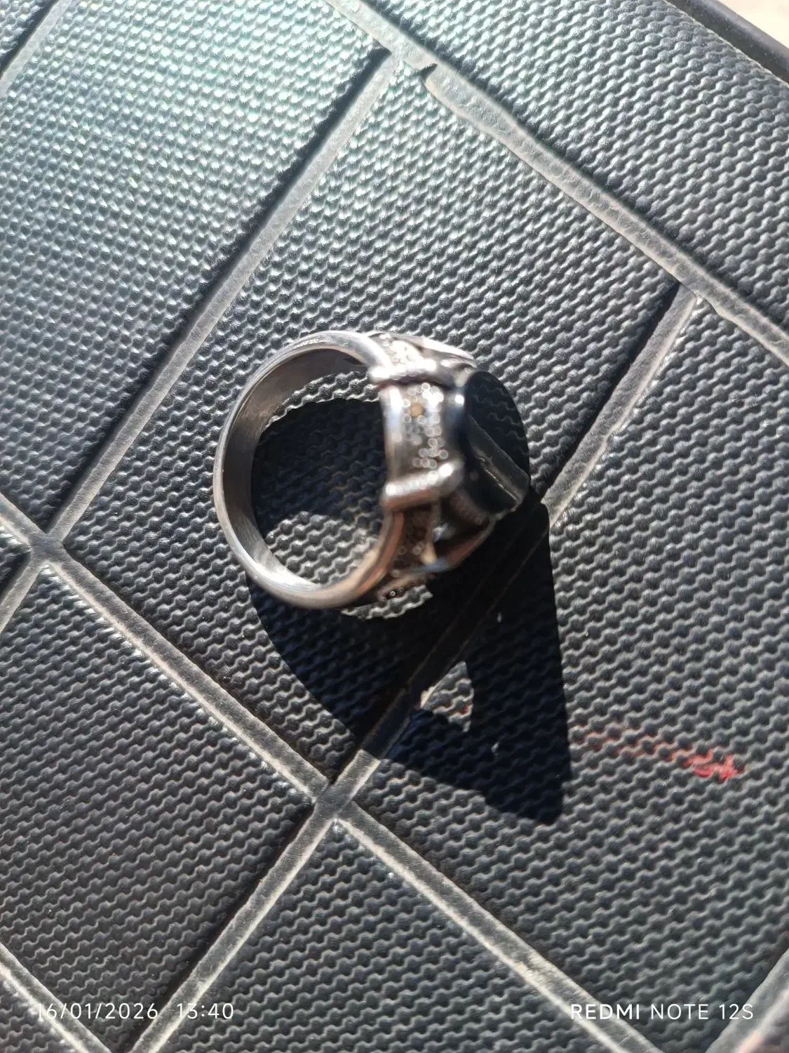 حلقه گم شده|اشیا|دهلران, |دیوار