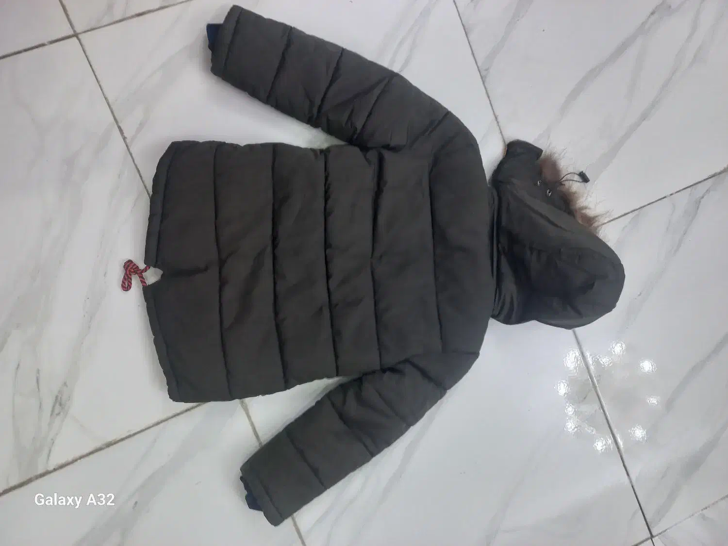 کاپشن کودک|کفش و لباس بچه|قدس, شهر‌قدس|دیوار