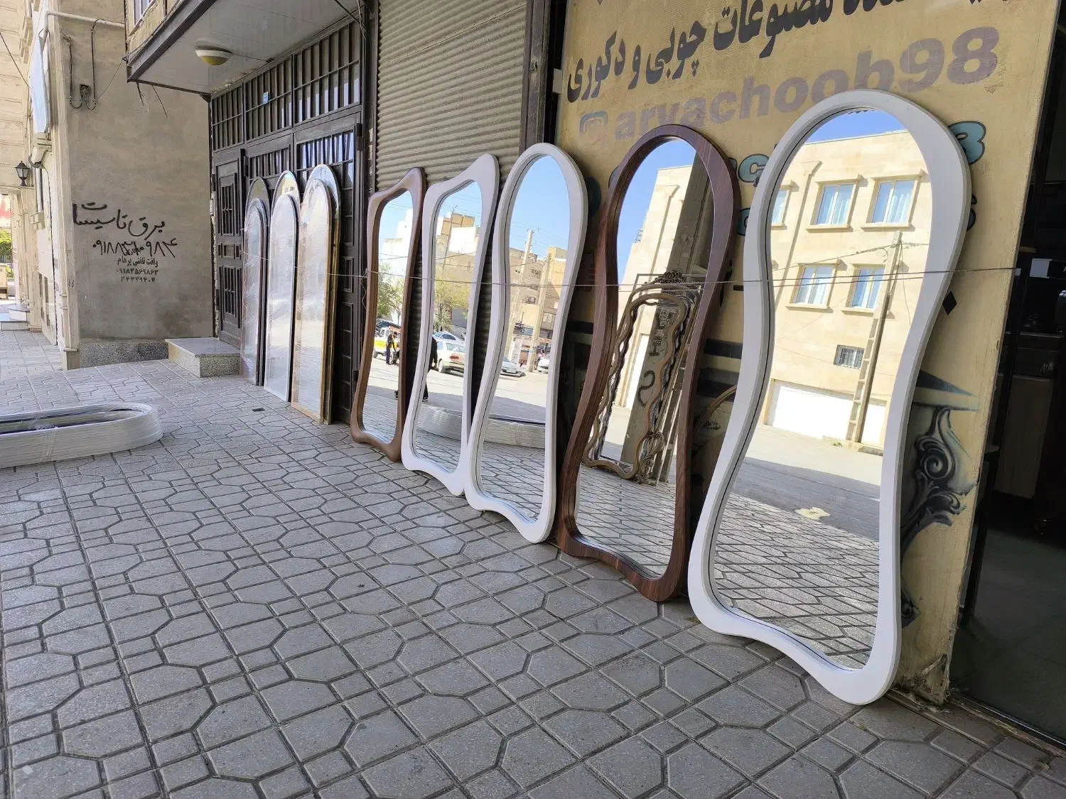 آینه تکنیا|آینه|ایلام, |دیوار