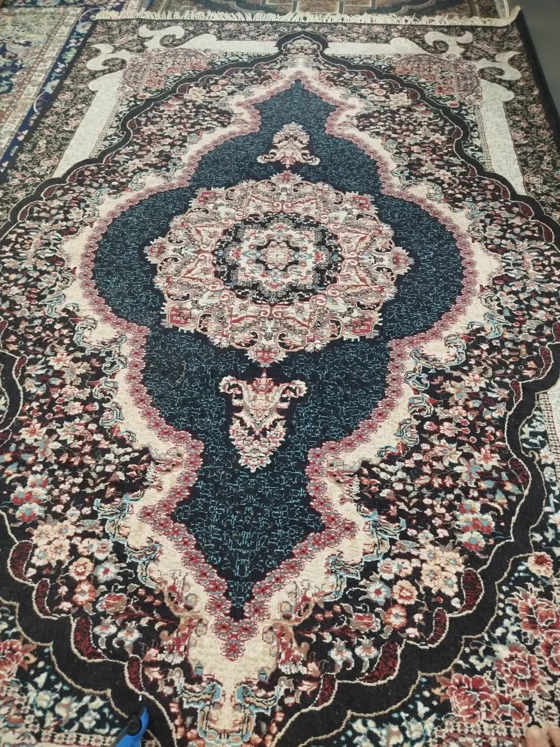 فرش ۶متری|فرش|رشت, لاکان|دیوار