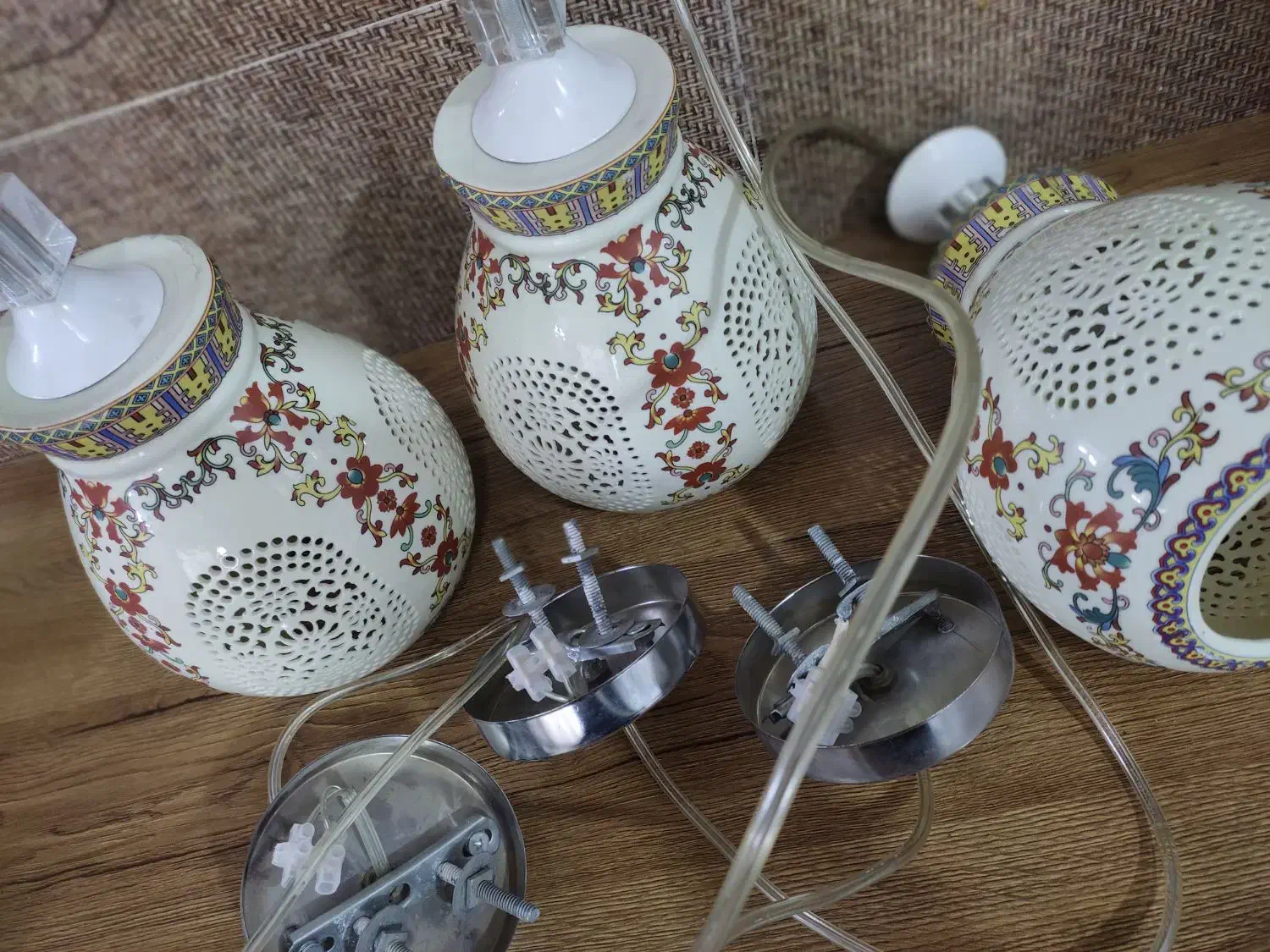 لوستر سه شعله طرح جدید|لوستر و چراغ آویز|کاشان, قطب راوندی|دیوار