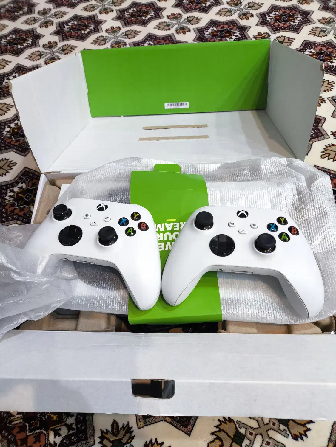 Xbox series s دو دسته با شارژر و باطری|کنسول، بازی ویدئویی و آنلاین|گرگان, |دیوار