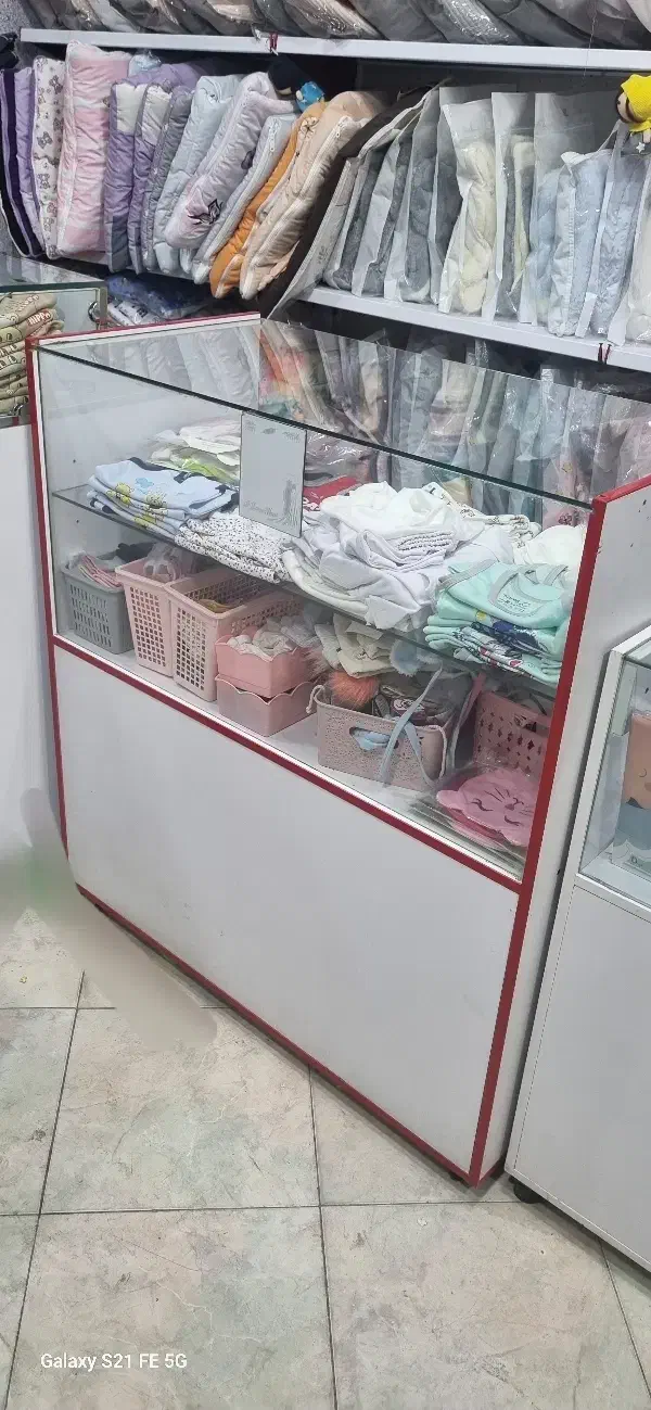 پیشخوانِ جادار۲طبقه با ۴کشو در حدنو|فروشگاه و مغازه|کرج, المهدی|دیوار