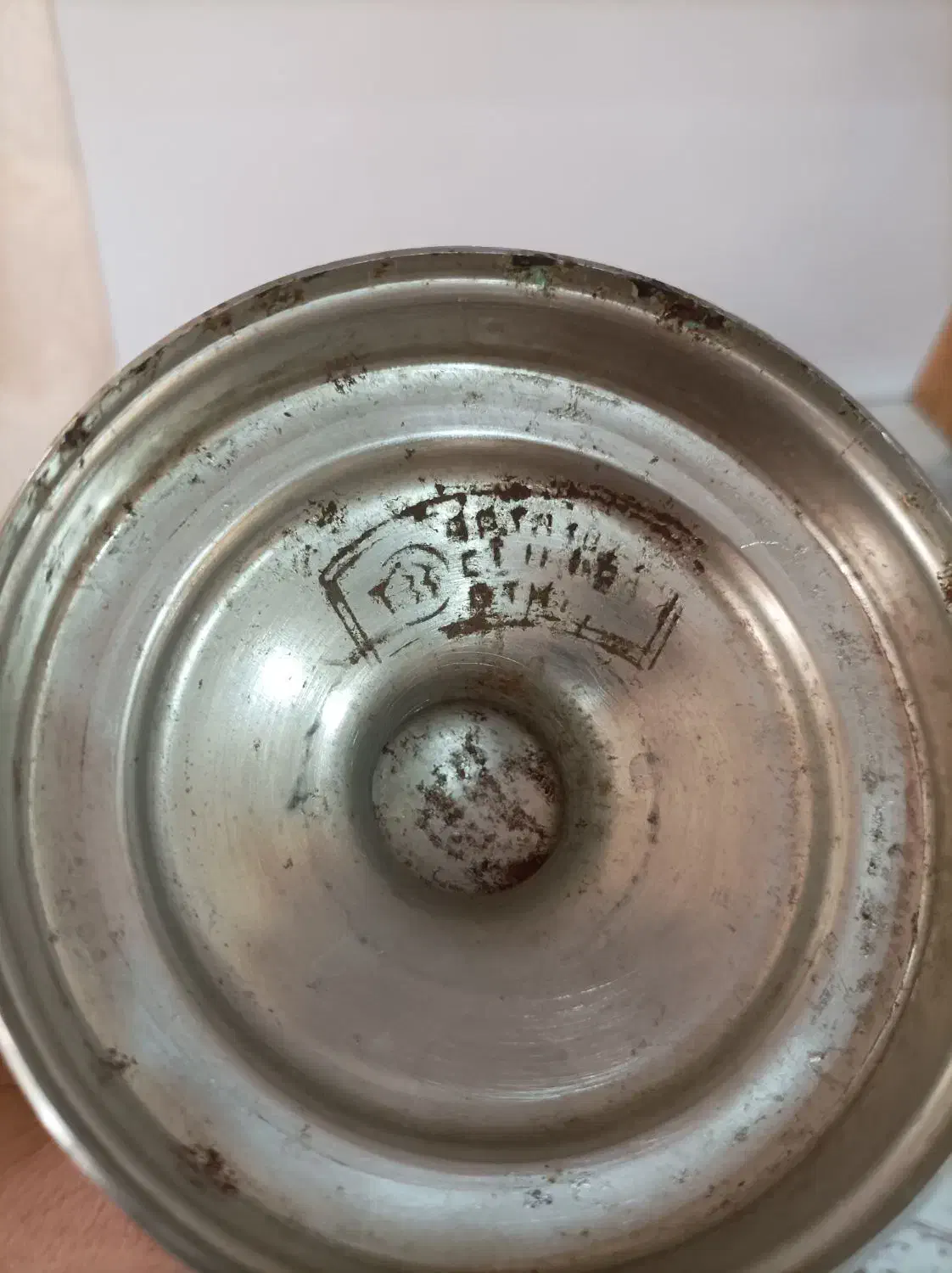 چراغ گردسوز یک وجبی قدیمی|کلکسیون اشیاء عتیقه|زنجان, |دیوار