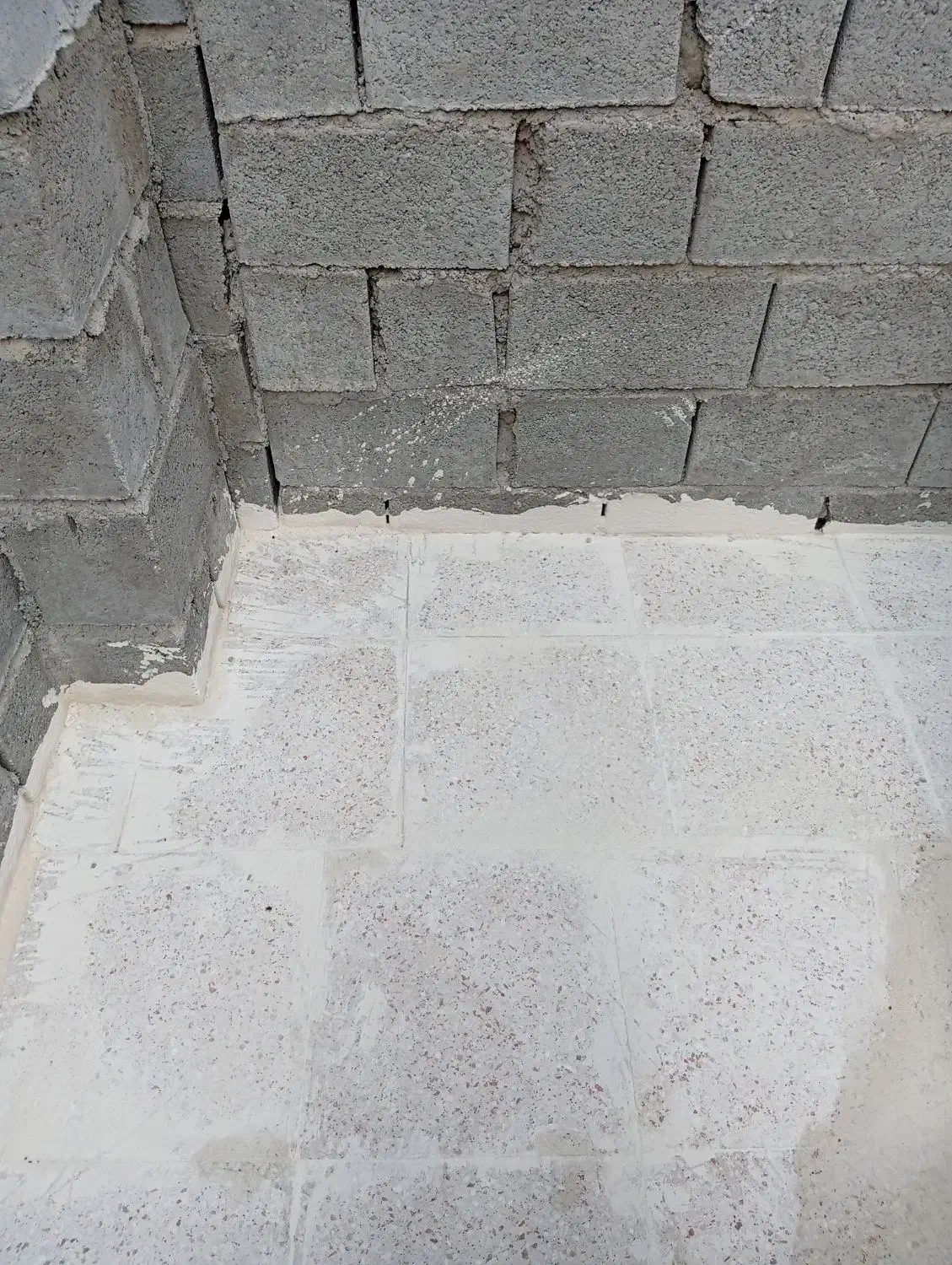 استاد کار موزاییک سرامیک و سنگفرش|خدمات پیشه و مهارت|میناب, |دیوار