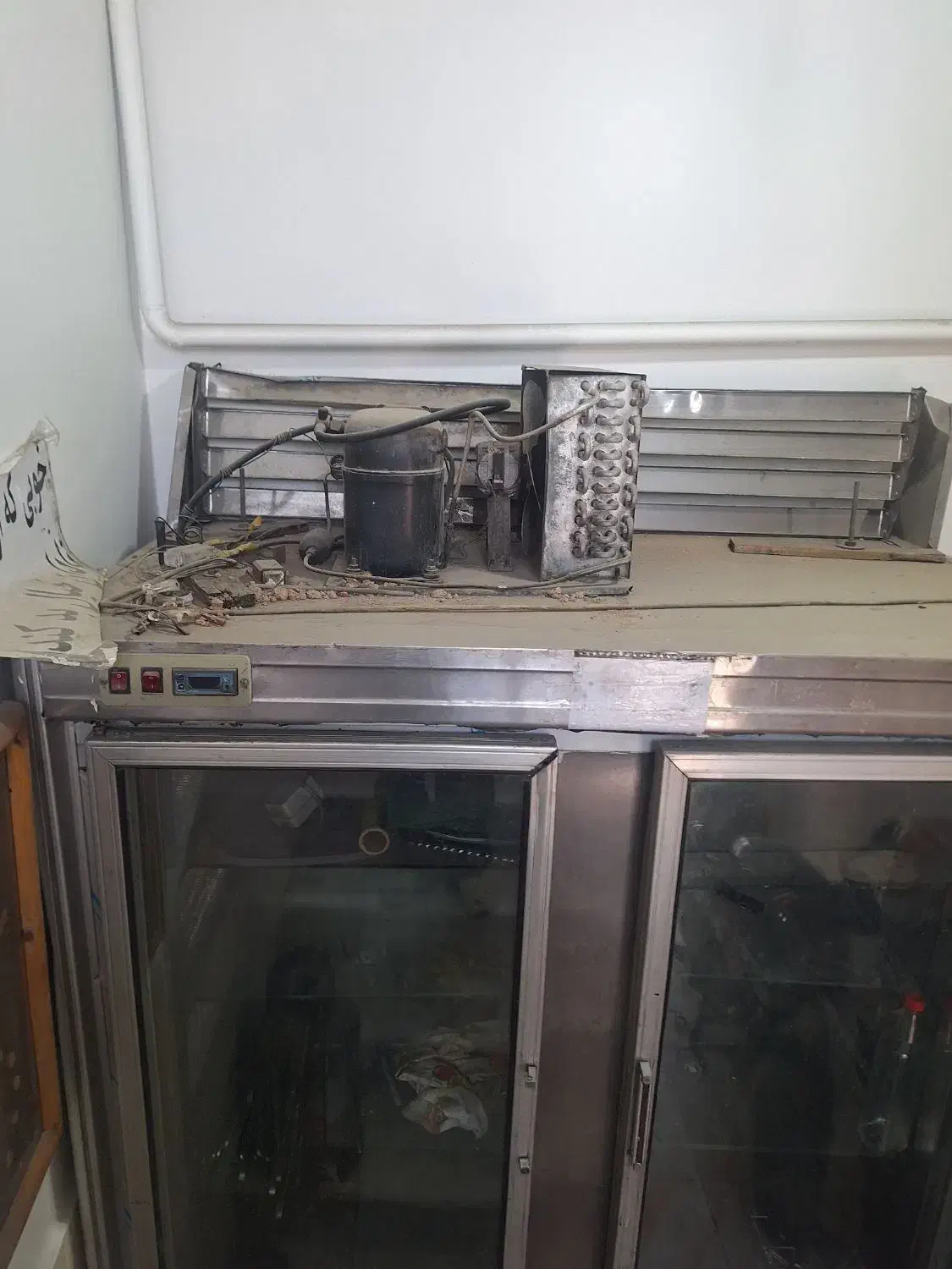 یخچال کاملا سالم هست فقط ی ترموسات می خواد|یخچال و فریزر|چهاردانگه (تهران), |دیوار