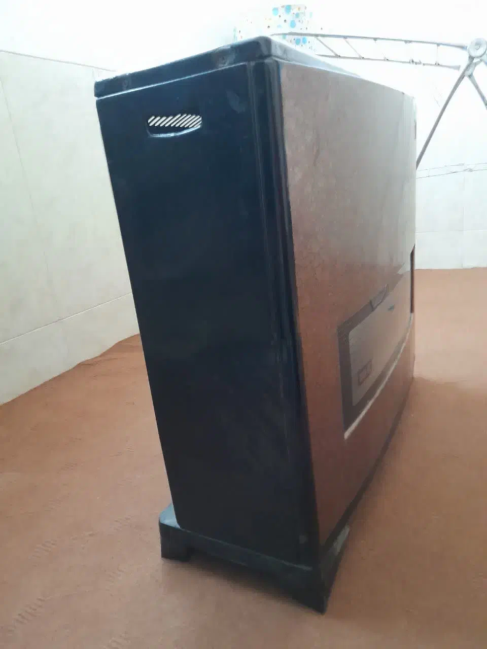 بخار ی|بخاری، هیتر، شومینه|اردکان, |دیوار