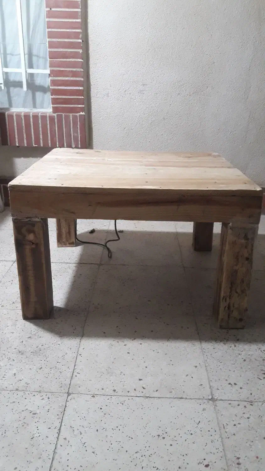 کرسی|بخاری، هیتر، شومینه|هشتگرد, هیو|دیوار