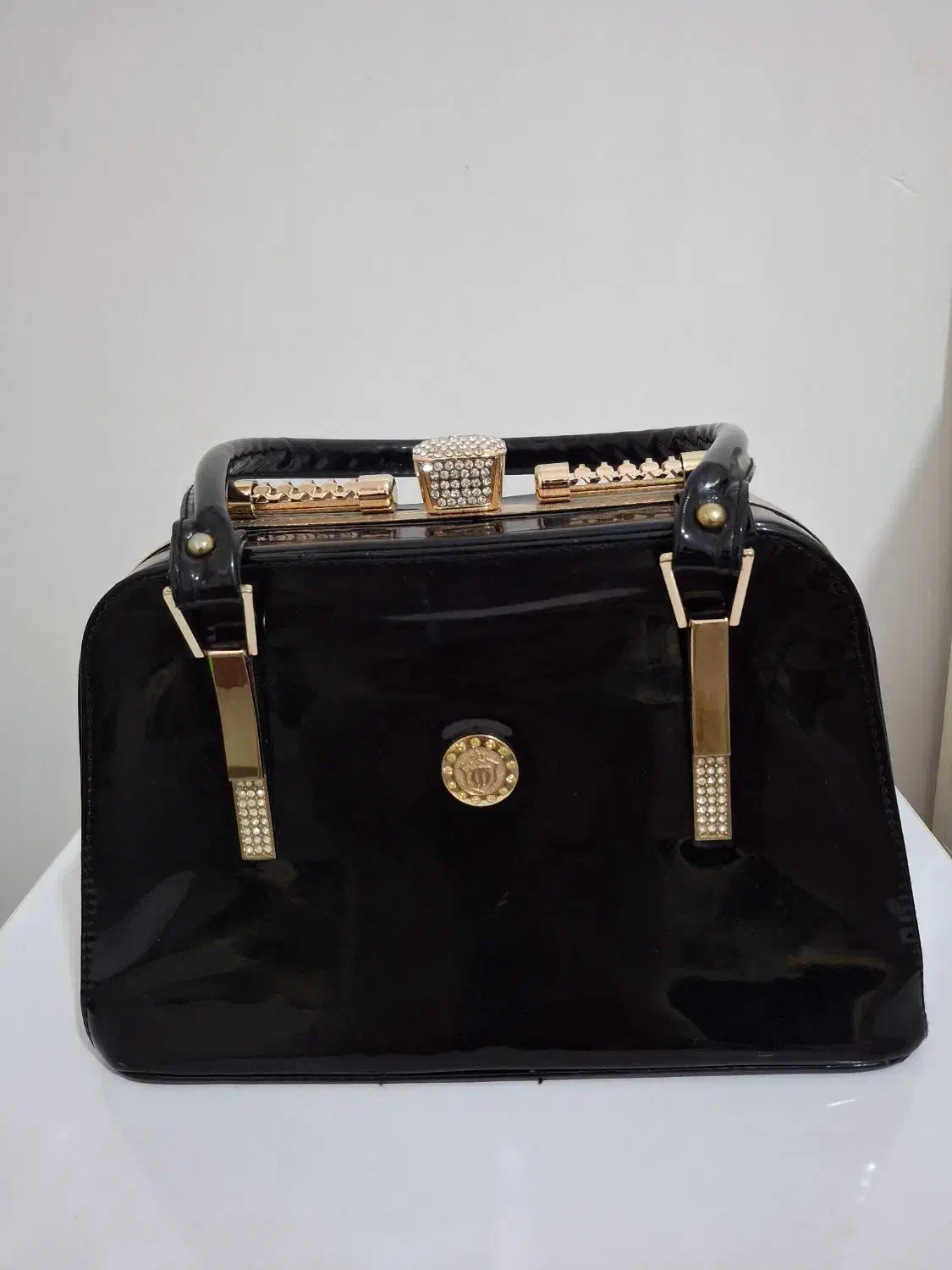 کیف ورنی|کیف، کفش، کمربند|گنبد کاووس, |دیوار