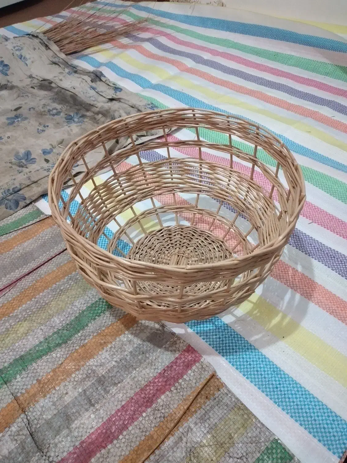 سبدمروار|صنایع دستی و سایر لوازم تزئینی|رشت, شهرک آیت الله منتظری|دیوار