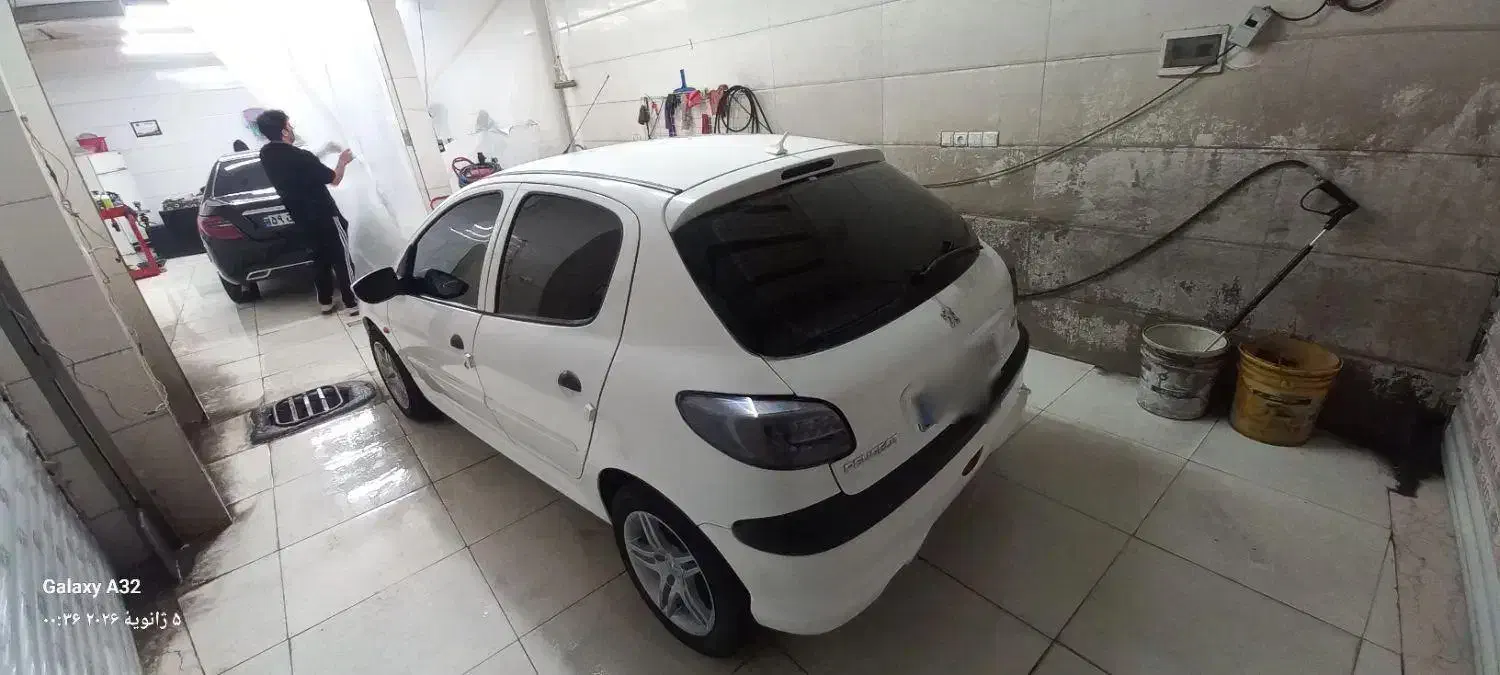 ۲۰۶ مدل ۸۹ درحدخشک اتاق ۴۰۲|خودرو سواری و وانت|سنندج, |دیوار