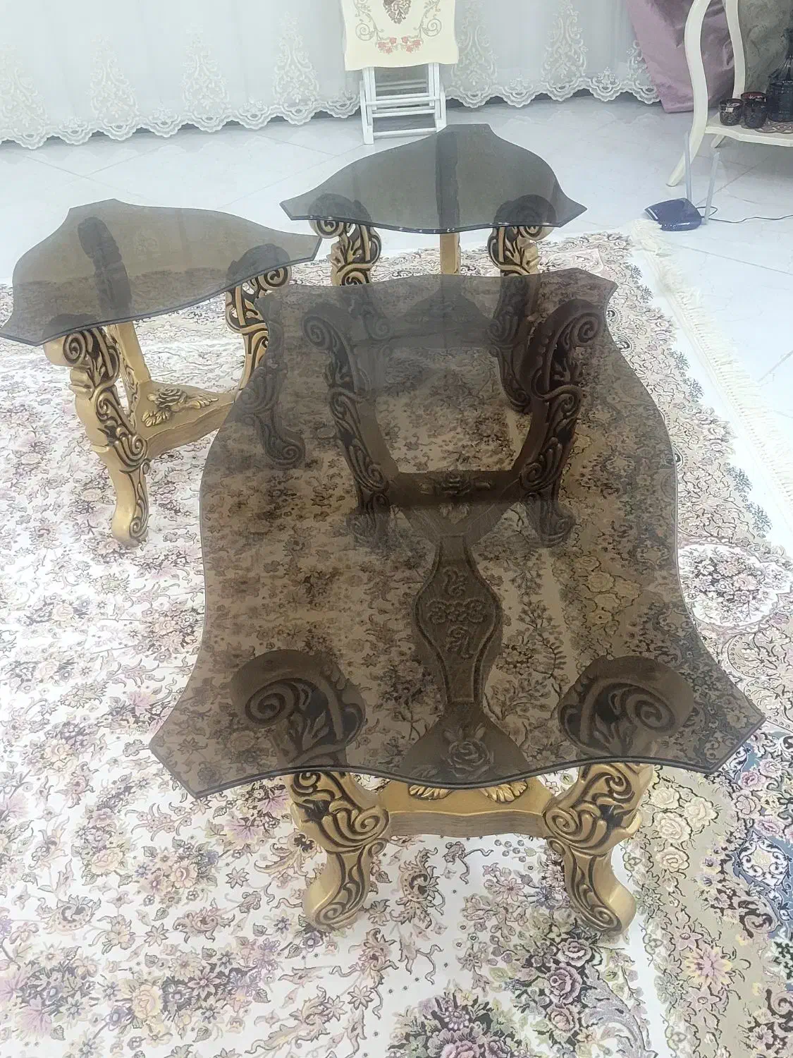 میز عسلی سه تیکه بسیار تمیز|مبلمان خانگی و میز عسلی|قم, بنیاد|دیوار