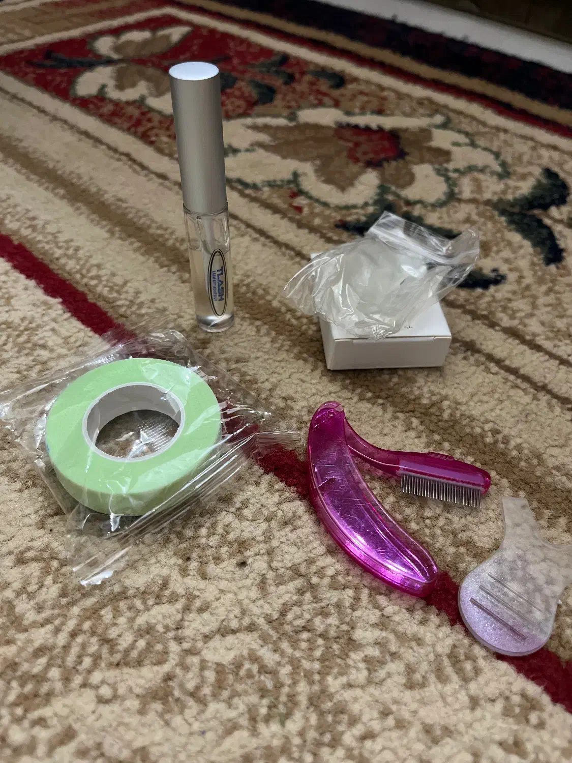 لوازم لیفت همه با هم ۳۰۰ تومن|آرایشی، بهداشتی، درمانی|گرگان, |دیوار