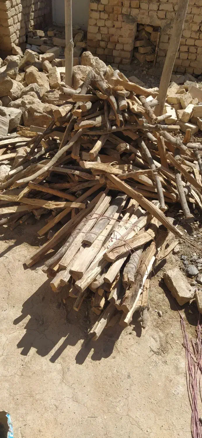 تیرچوبی سقفی،کیلویی نمیفروشم|مصالح و تجهیزات ساختمان|فرمهین, |دیوار