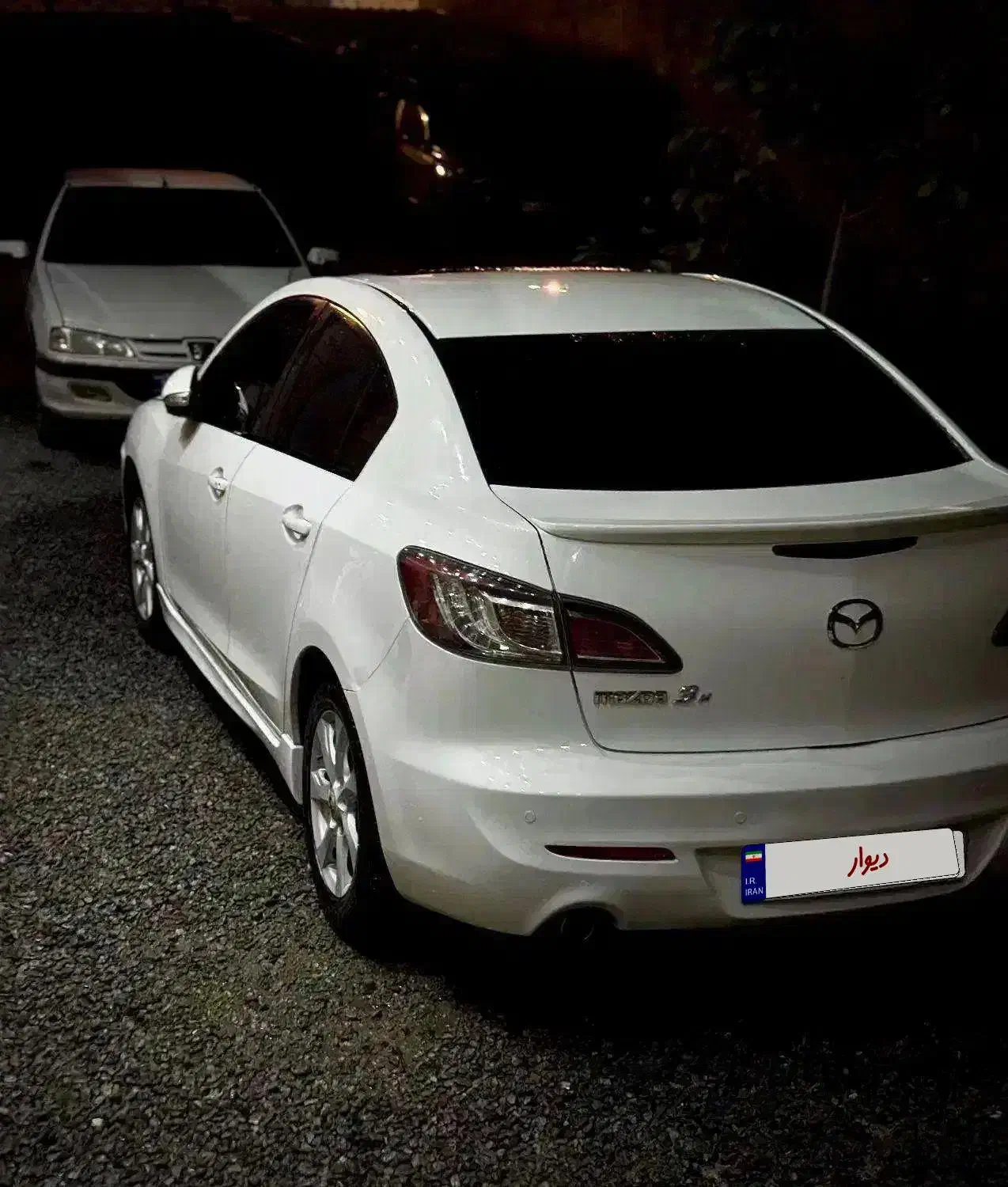 مزدا نیو مدل ۹۲|خودرو سواری و وانت|آستارا, |دیوار