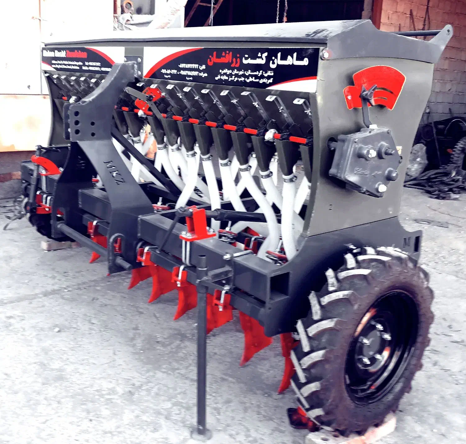 تولید انواع ردیفکار|ماشین‌آلات صنعتی|یاسوج, |دیوار