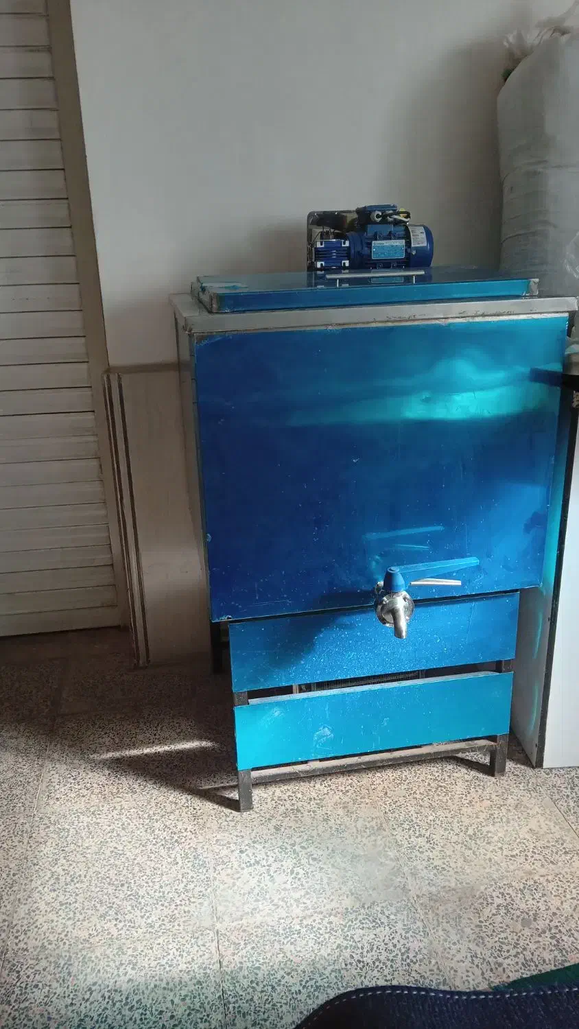 شیر سرد کن در حد آکبند|فروشگاه و مغازه|ابهر, |دیوار