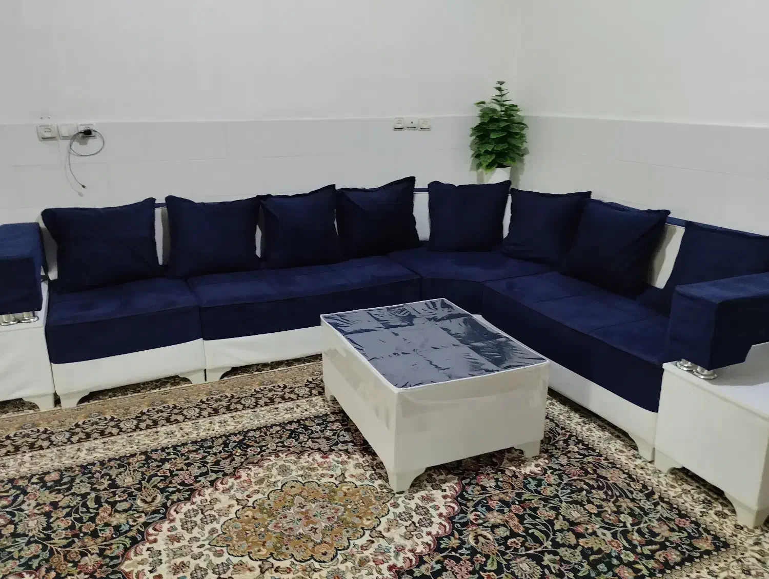 مبل ال|مبلمان خانگی و میز عسلی|میلاجرد, |دیوار