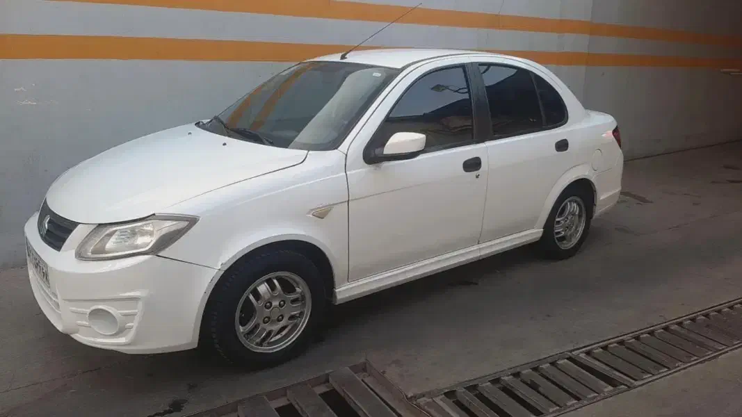 ساینا مدل ۹۷|خودرو سواری و وانت|کرج, باغستان|دیوار